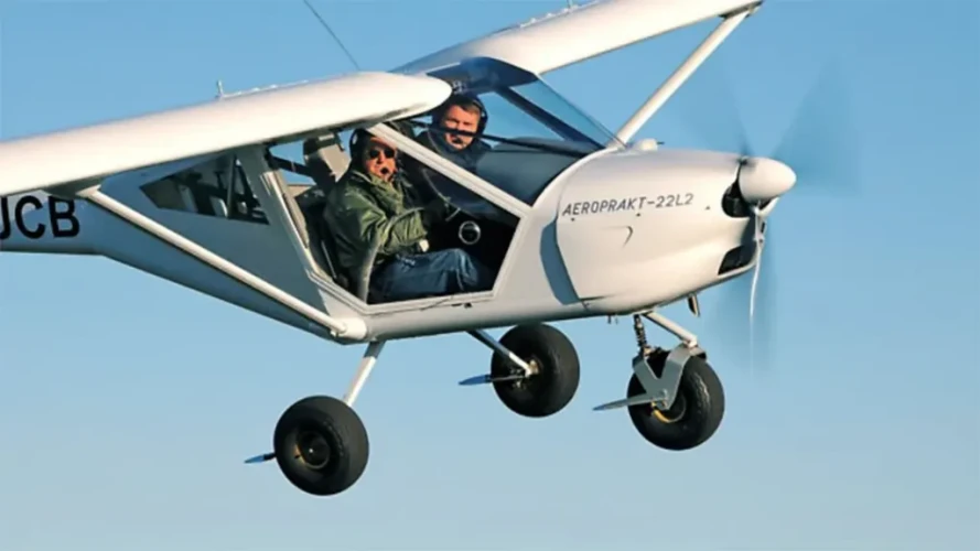 هزینه دوره آموزش خلبانی فوق سبک برای بانوان 