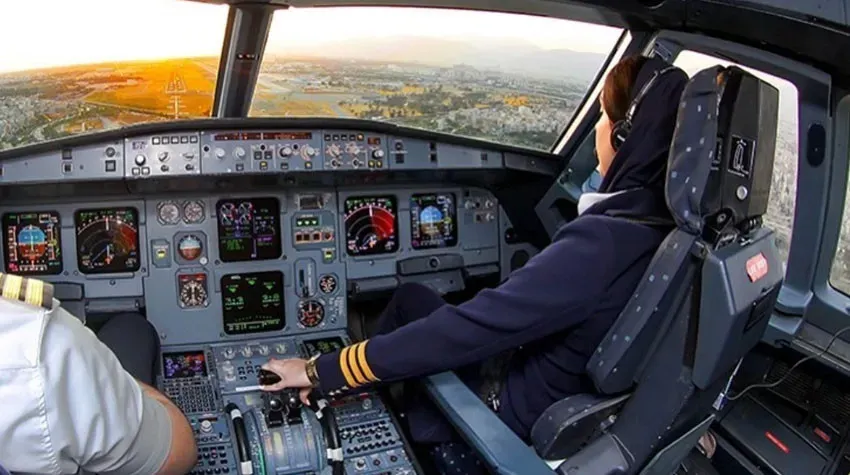 شرایط خلبانی در ایران برای بانوان