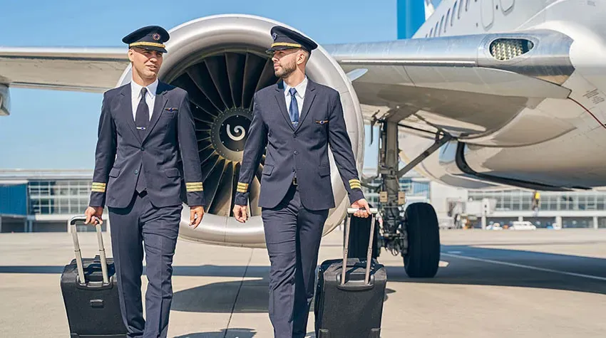 شرایط خلبانی در ایران