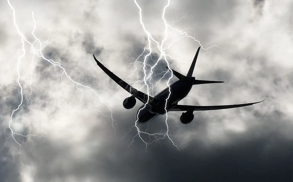 اهمیت هواشناسی در پرواز