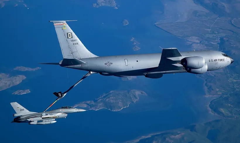 انواع روش های سوخت گیری هوایی هواپیما